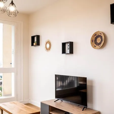 Le Montbernage - Beautiful Modern Apartament